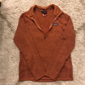Patagonia 1/4 zip. Burnt orange